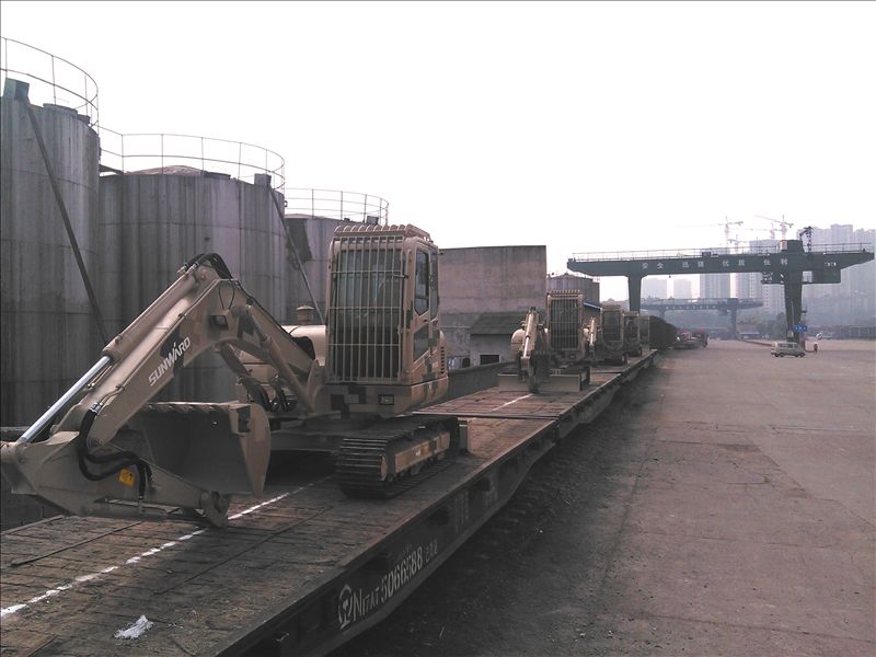 山河智能SWE80E-G高原型挖掘機(jī)正式列裝獻(xiàn)禮國(guó)慶