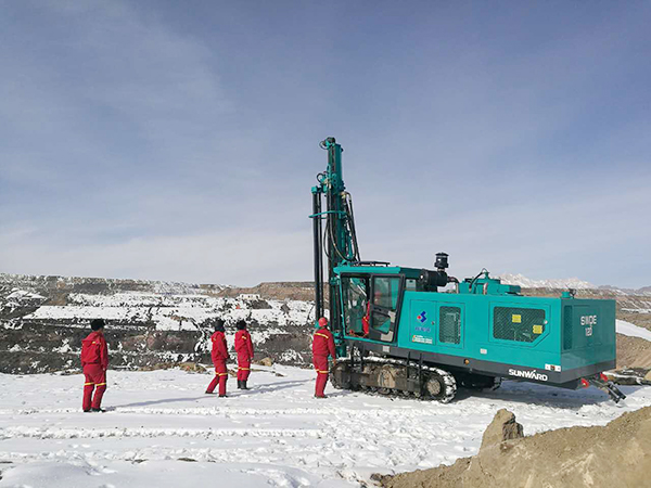 一次訂購11臺設(shè)備，山河智能保姆式服務(wù)更加讓他省心