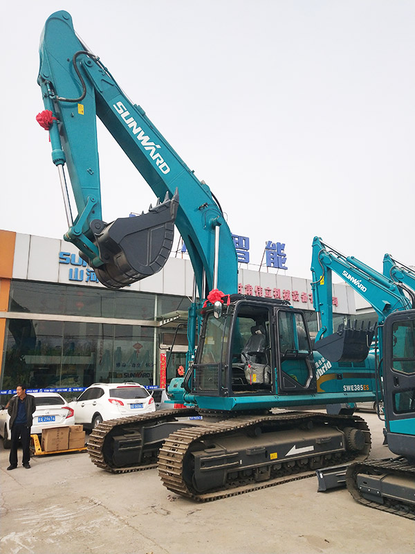 關(guān)于山河智能節(jié)能型挖掘機，張老板算了這樣一筆賬