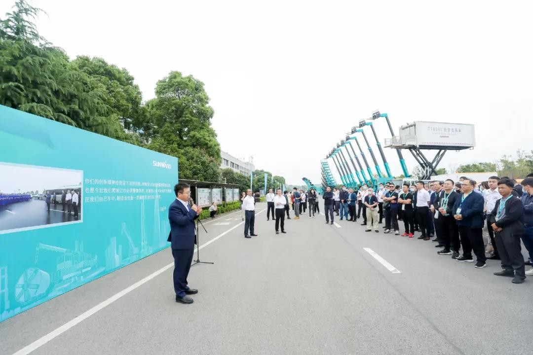 “爆品”出擊！山河智能客戶交流會(huì)簽約超8億元