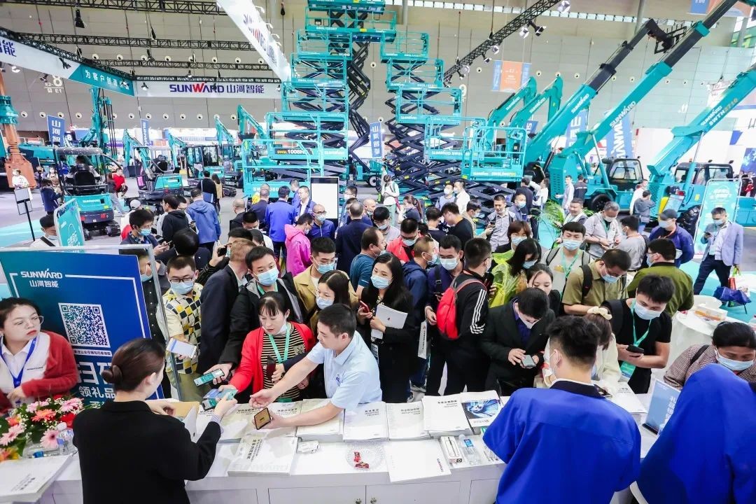 “機甲盛宴”長沙展圓滿收官！山河智能展區(qū)亮點精彩回顧