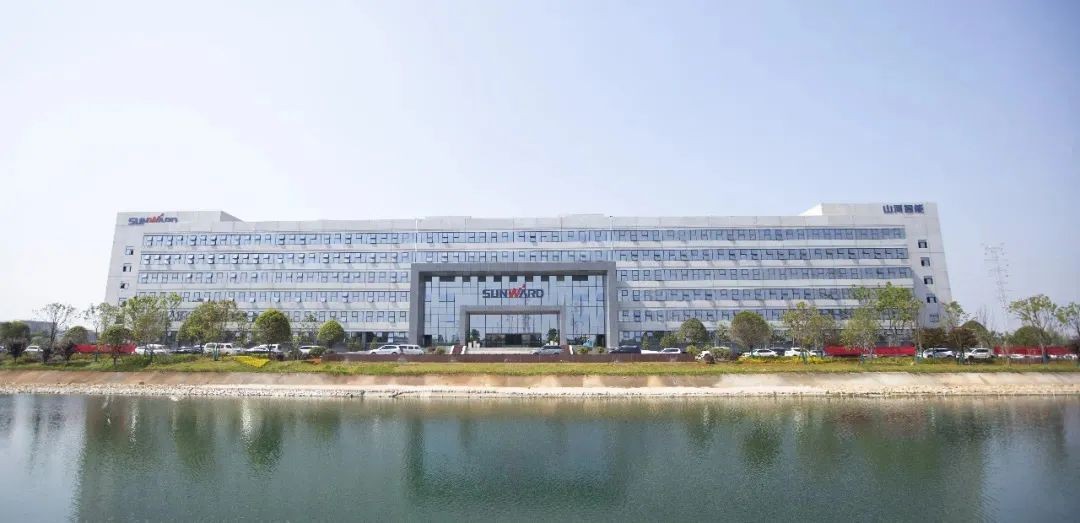 進(jìn)場(chǎng)布展！2021年長(zhǎng)沙國(guó)際工程機(jī)械展倒計(jì)時(shí)，山河智能展區(qū)亮點(diǎn)提前劇透