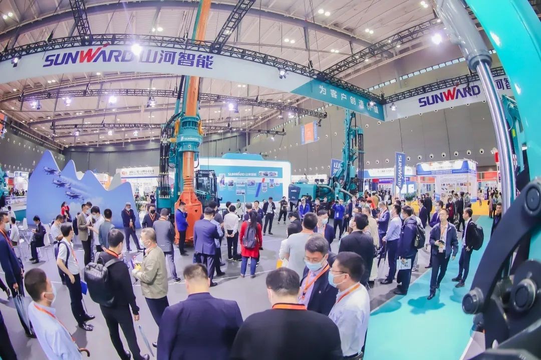 “機甲盛宴”長沙展圓滿收官！山河智能展區(qū)亮點精彩回顧