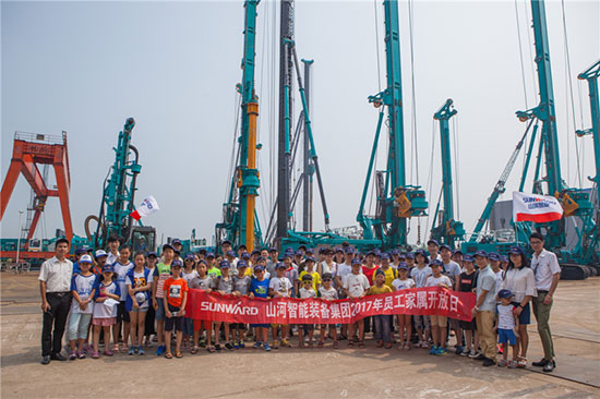 這個夏天，親子玩轉(zhuǎn)山河智能“三棲”裝備