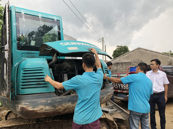 山河智能挖掘機(jī)，一臺(tái)頂幾臺(tái)！
