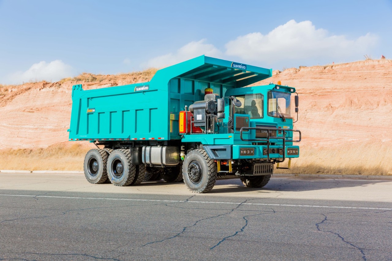 批量出口印度尼西亞！山河智能礦卡征戰(zhàn)礦山前線(xiàn)