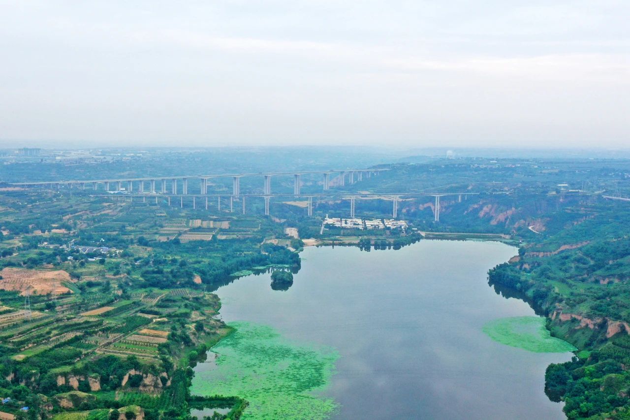 天塹施工，玉皇閣二號特大橋樁基主力軍是山河智能旋挖鉆機 | 百年風華筑錦繡山河（3）