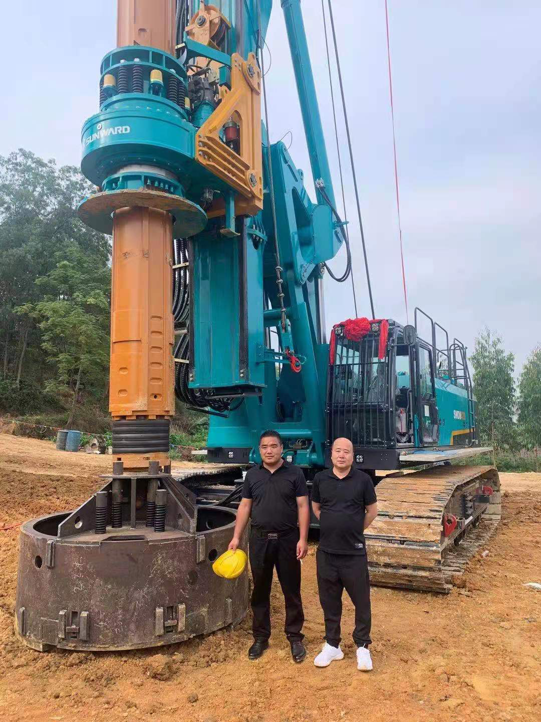 獻(xiàn)力塞上江南！山河智能旋挖鉆機(jī)參建銀昆高速寧夏段 | 百年風(fēng)華筑錦繡山河（4）