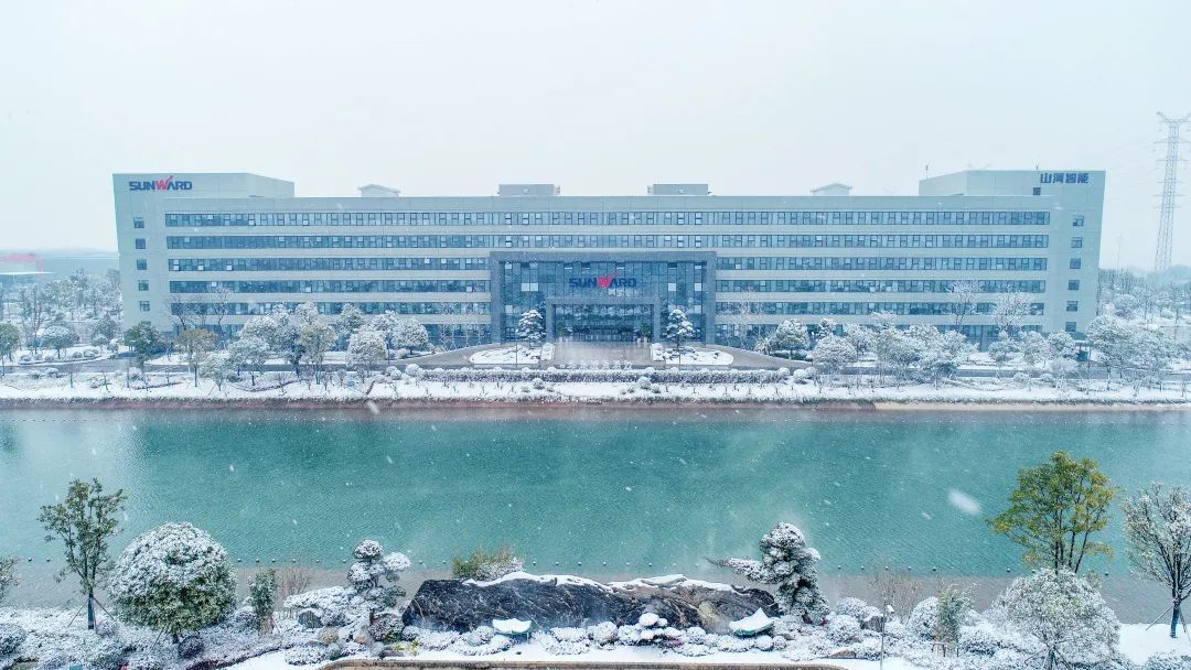 瑞雪兆豐年，邀您共賞雪中山河！