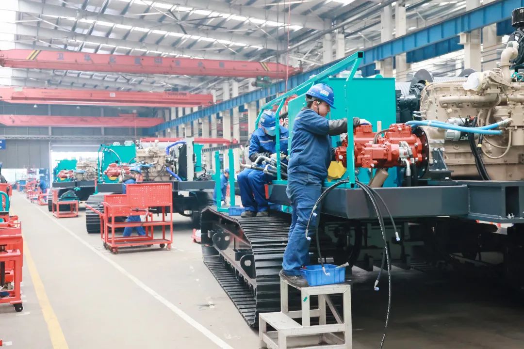 向著沖刺目標全力以赴！山河智能正式開工