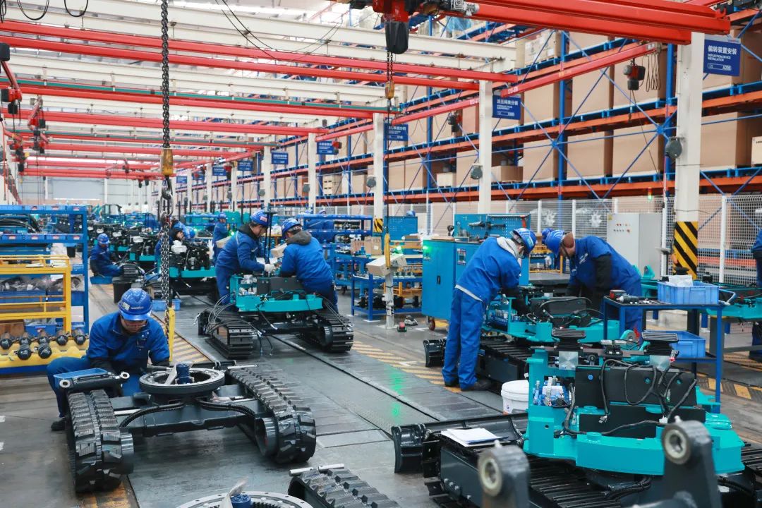 向著沖刺目標全力以赴！山河智能正式開工