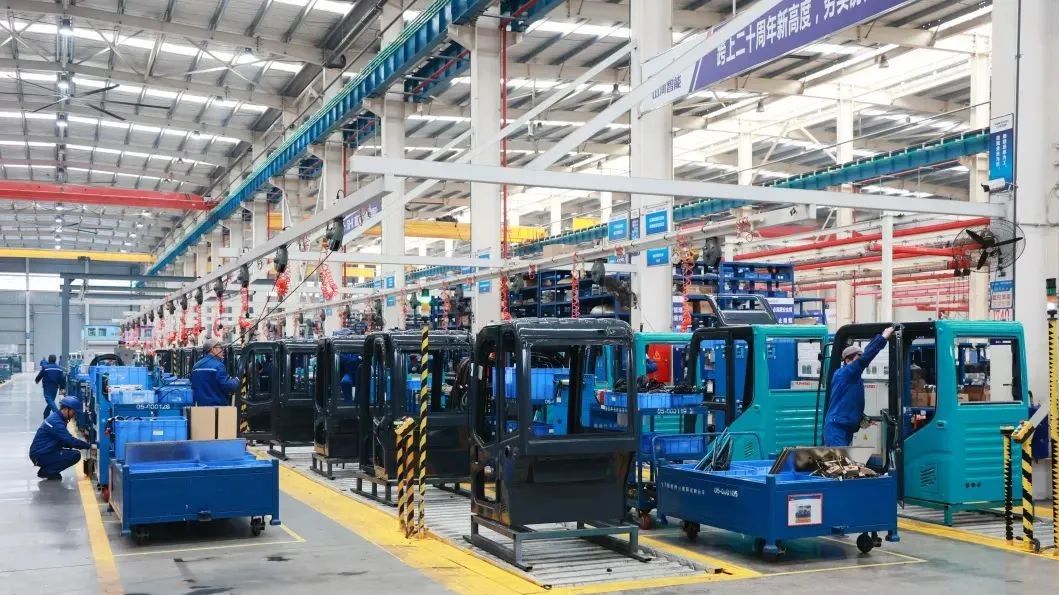 向著沖刺目標全力以赴！山河智能正式開工