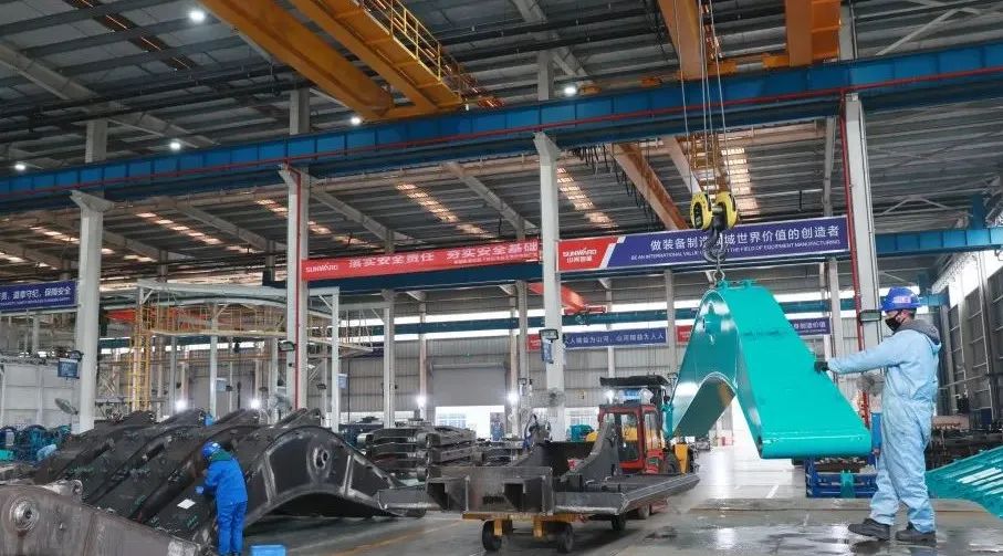 向著沖刺目標全力以赴！山河智能正式開工