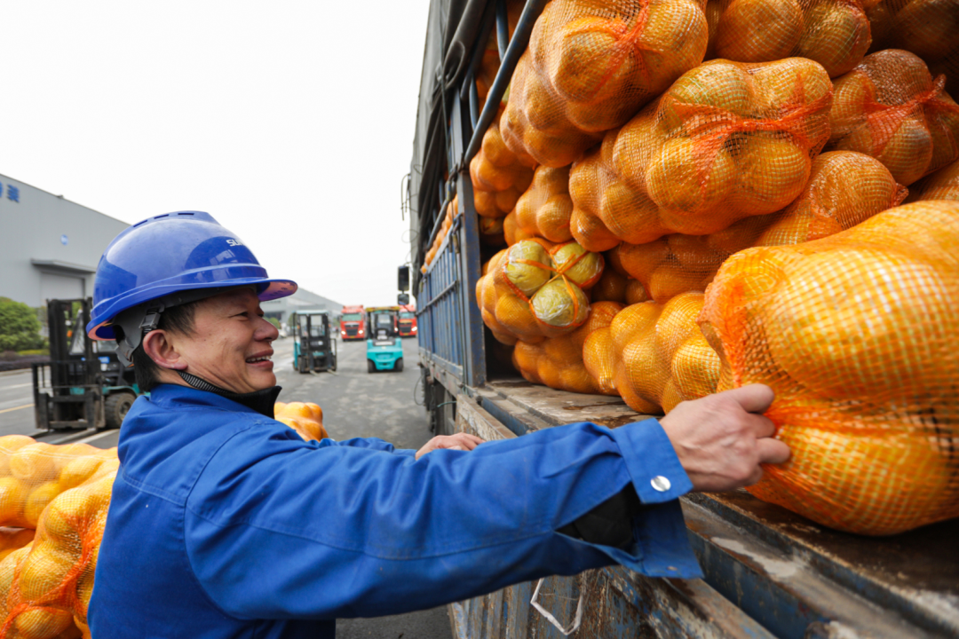 點(diǎn)贊！山河智能成功入選“上市公司鄉(xiāng)村振興優(yōu)秀實(shí)踐案例”