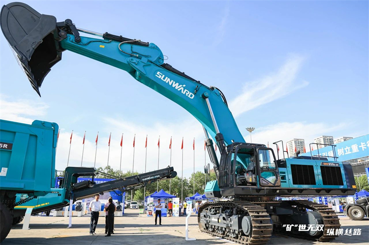 “礦”世無雙，縱橫絲路！山河智能亮相第十三屆新疆國際礦業(yè)與裝備博覽會