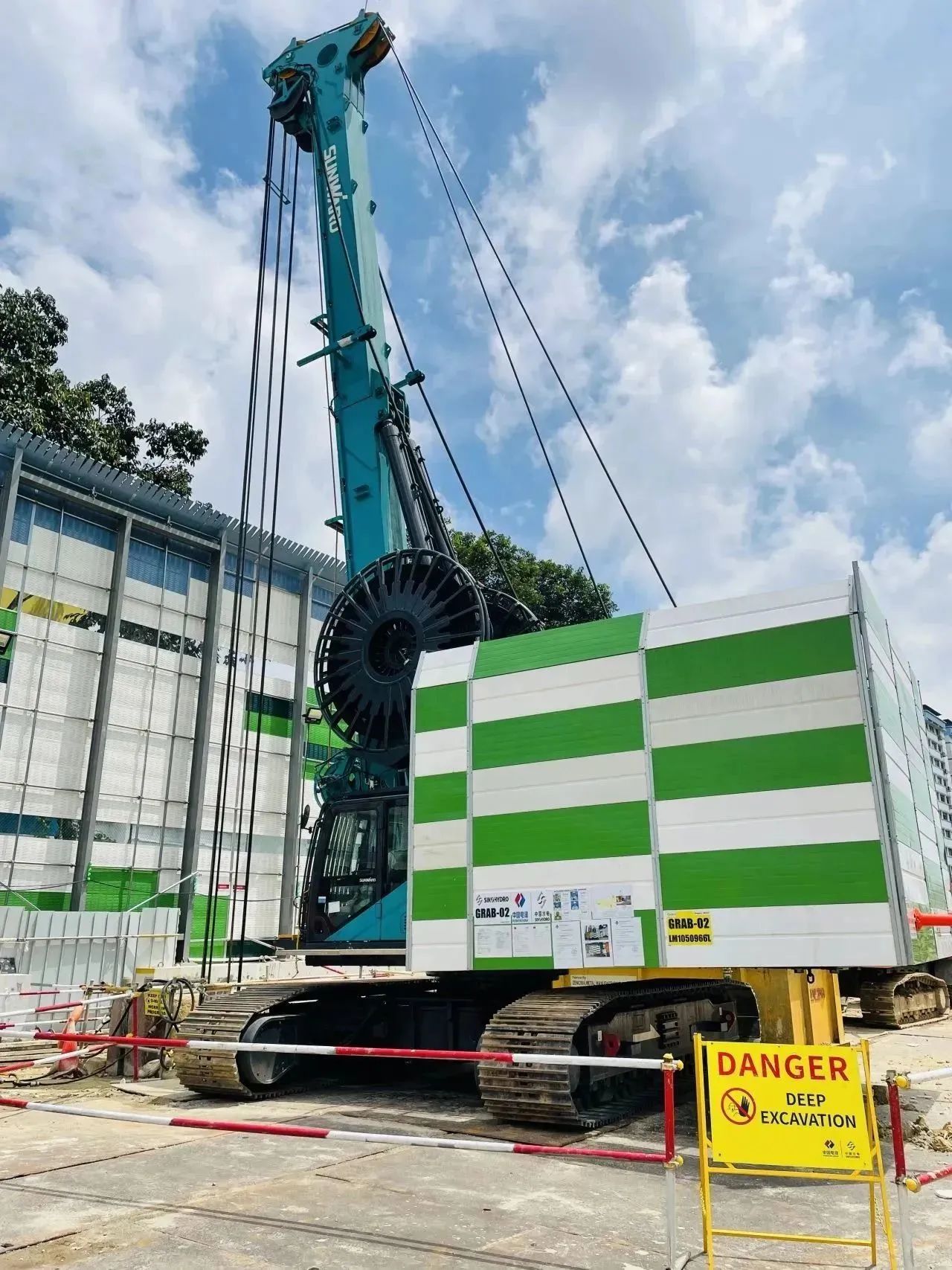 助力國(guó)內(nèi)國(guó)際重大工程！山河智能液壓抓斗實(shí)力“出圈”