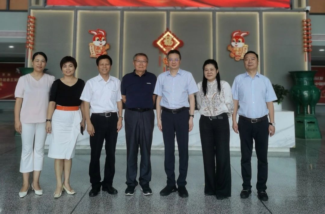 長沙市人民政府副市長、市工商聯(lián)主席康鎮(zhèn)麟調(diào)研山河智能