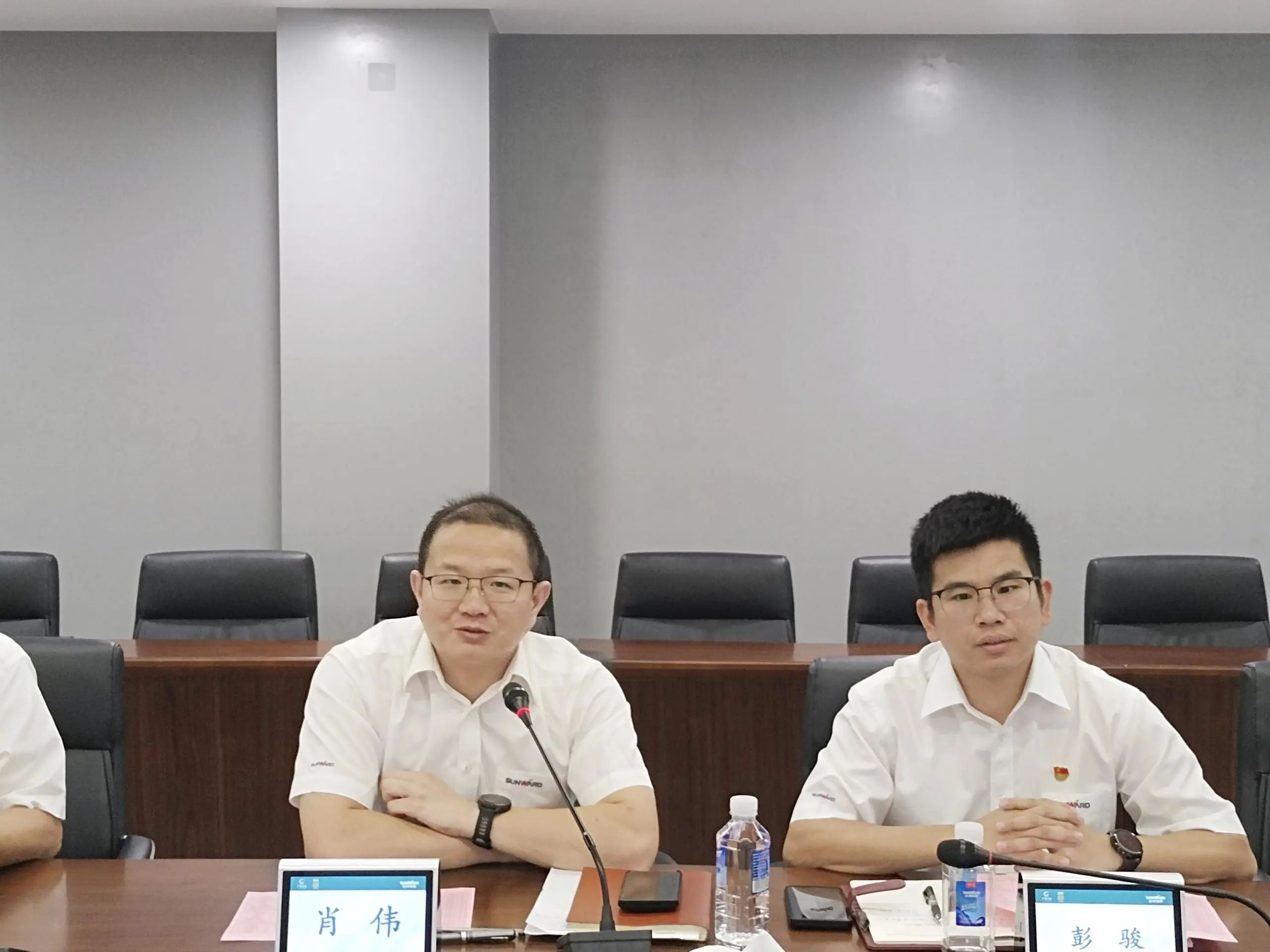 暢談心聲，共話未來(lái)！這場(chǎng)應(yīng)屆畢業(yè)生員工座談會(huì)，很暖，很貼心！