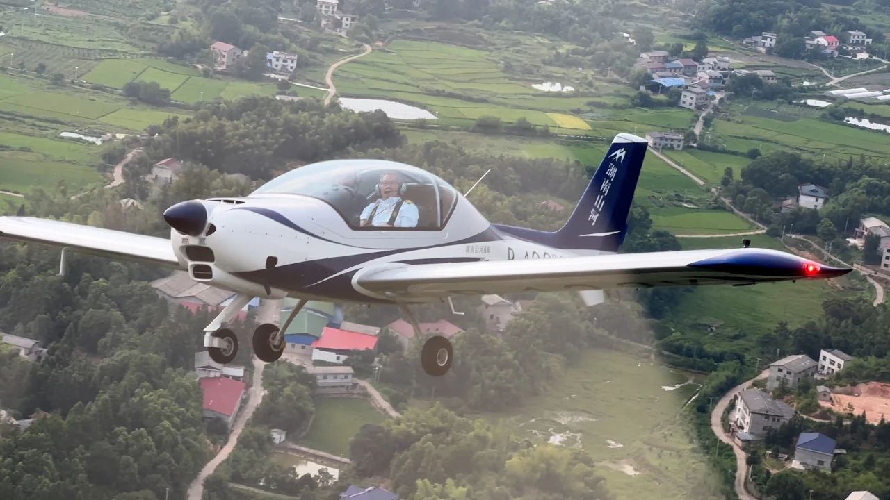 二十載磨礪，“阿若拉”飛機(jī)累計(jì)飛行時(shí)間突破11萬(wàn)小時(shí)！