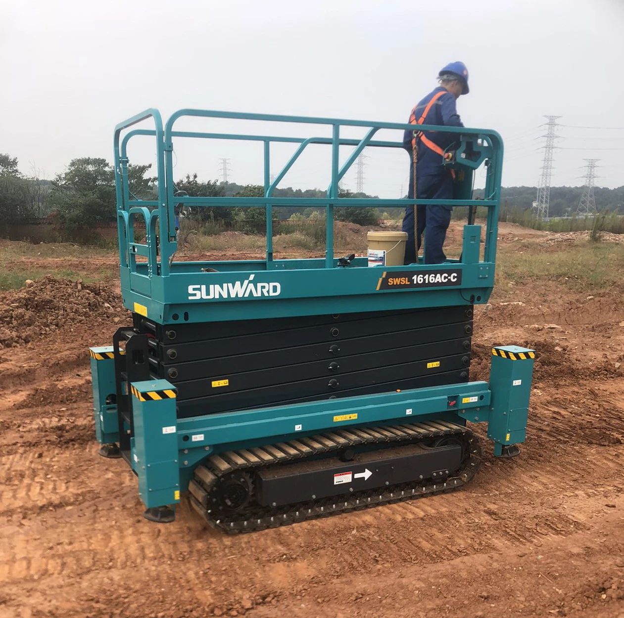 高配置、優(yōu)性能！山河智能剪叉軍團(tuán)再添新兵！