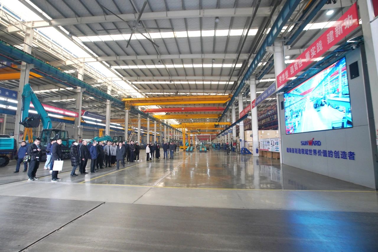 啟新程，向未來！山河礦巖揭牌慶典暨新春發(fā)貨儀式圓滿舉行