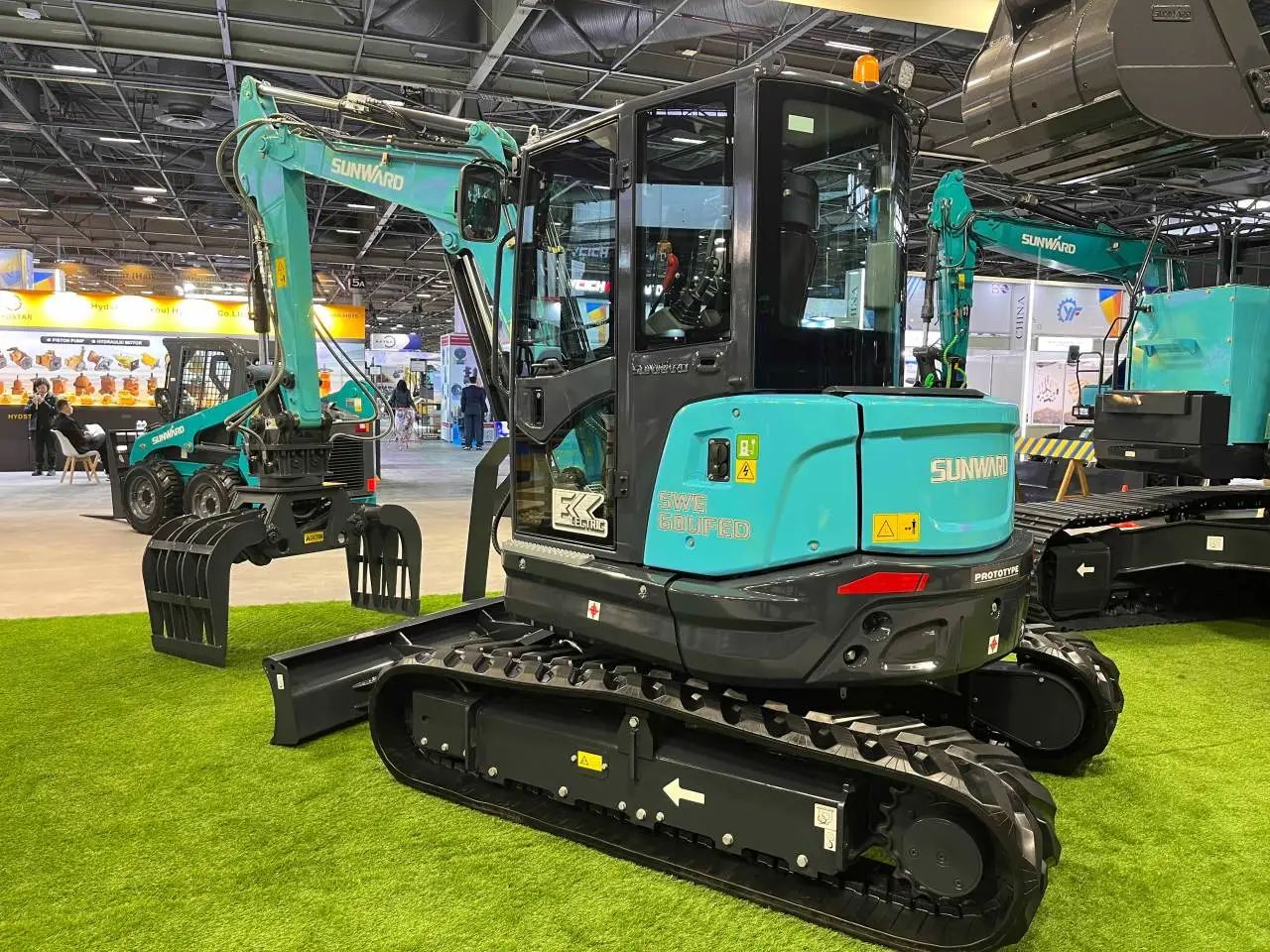 贏戰(zhàn)INTERMAT 2024！山河智能土方機(jī)械深耕全球高端市場