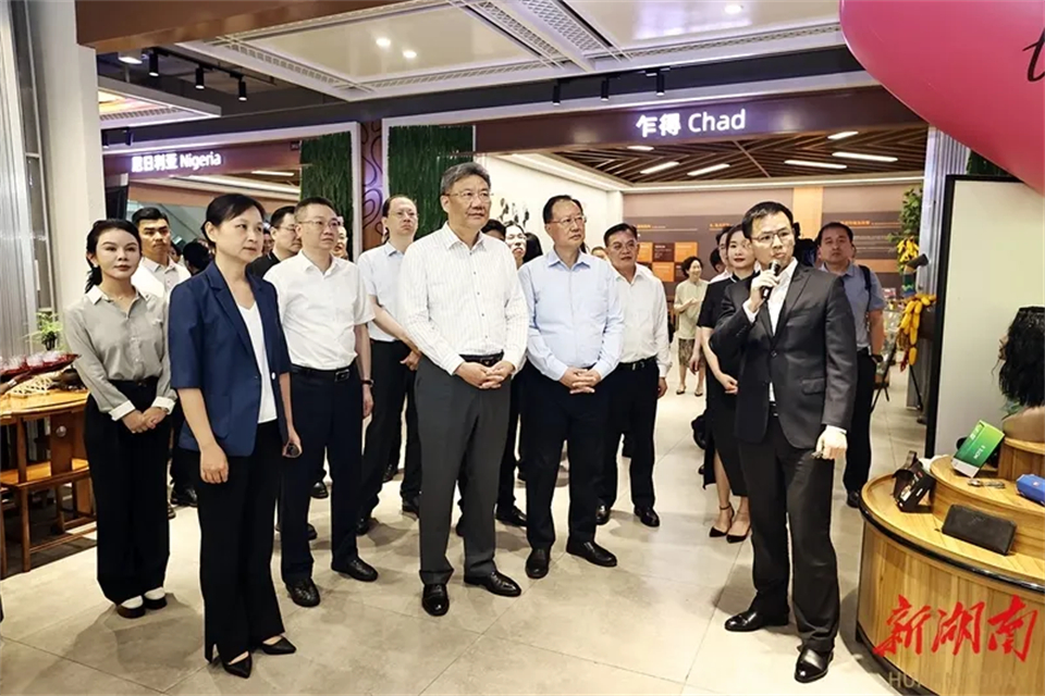 中非經(jīng)貿(mào)深度合作先行區(qū)建設(shè)第一次會(huì)商會(huì)議在長沙召開