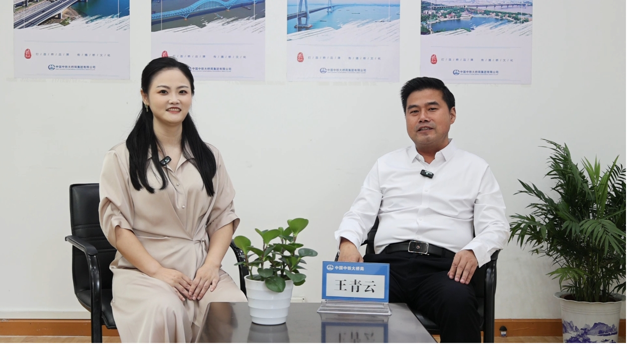 先導(dǎo)式創(chuàng)新，再推電動新品！山河智能SWDM520EE增程式旋挖鉆機(jī)推介會成功舉辦