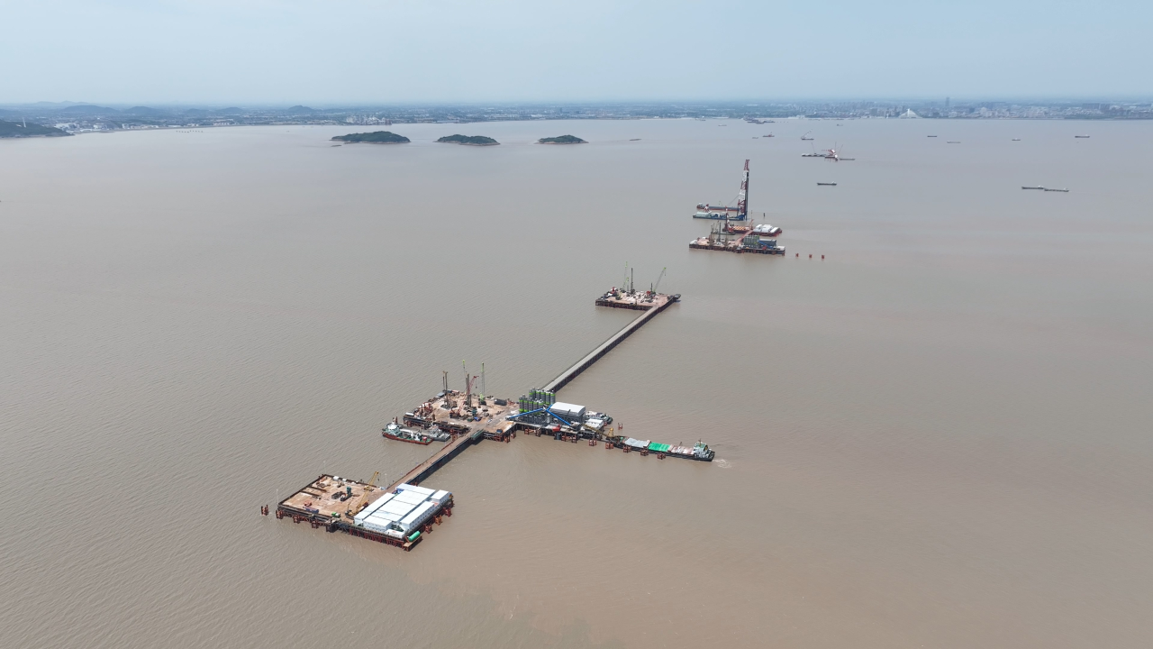 先導(dǎo)式創(chuàng)新，再推電動新品！山河智能SWDM520EE增程式旋挖鉆機(jī)推介會成功舉辦