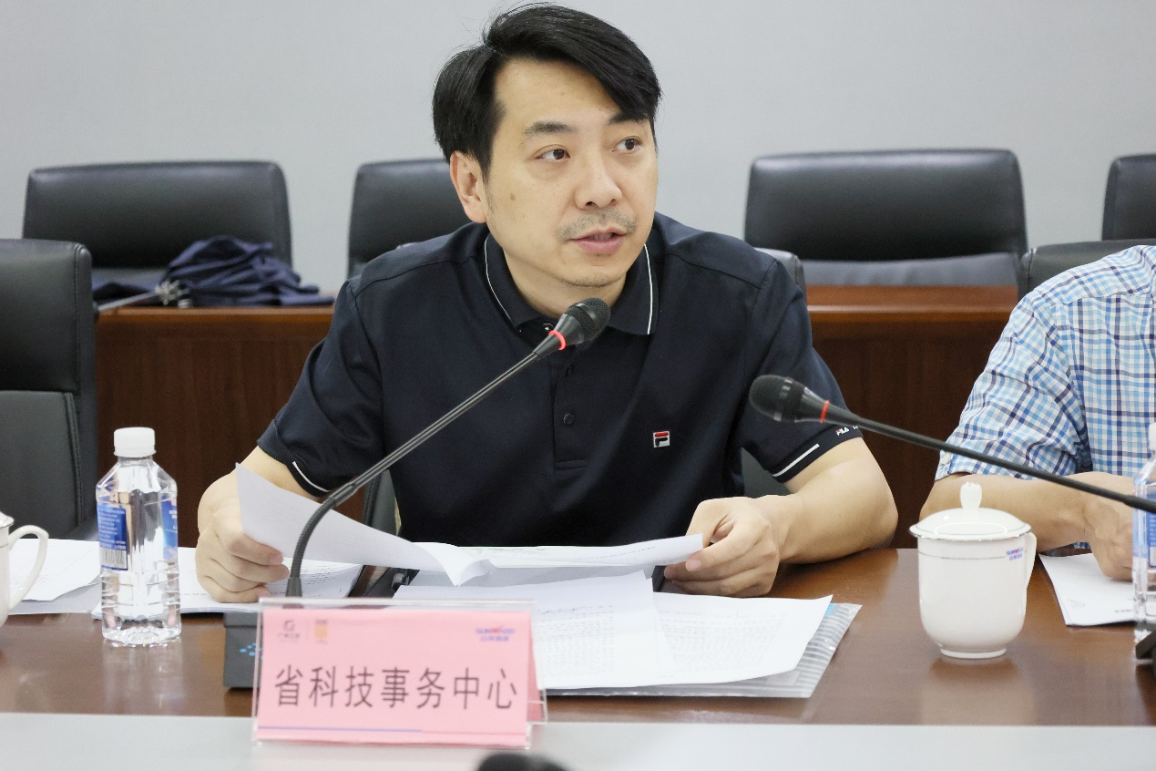 山河智能“超大型油氣管道綠色成套施工裝備”項目順利通過驗收！