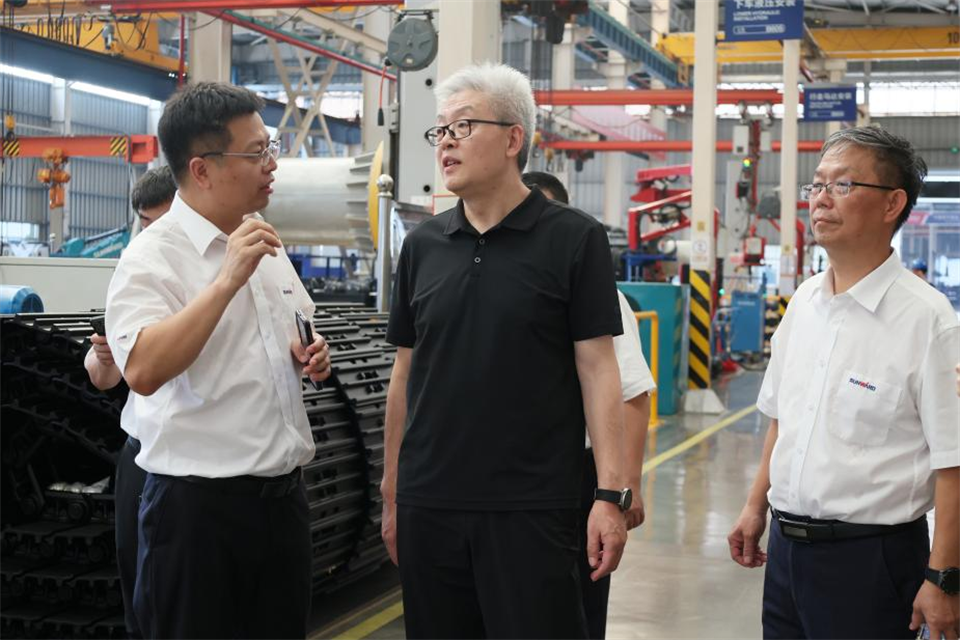 中國(guó)五礦工會(huì)主席、職工董事張曄到山河智能調(diào)研交流