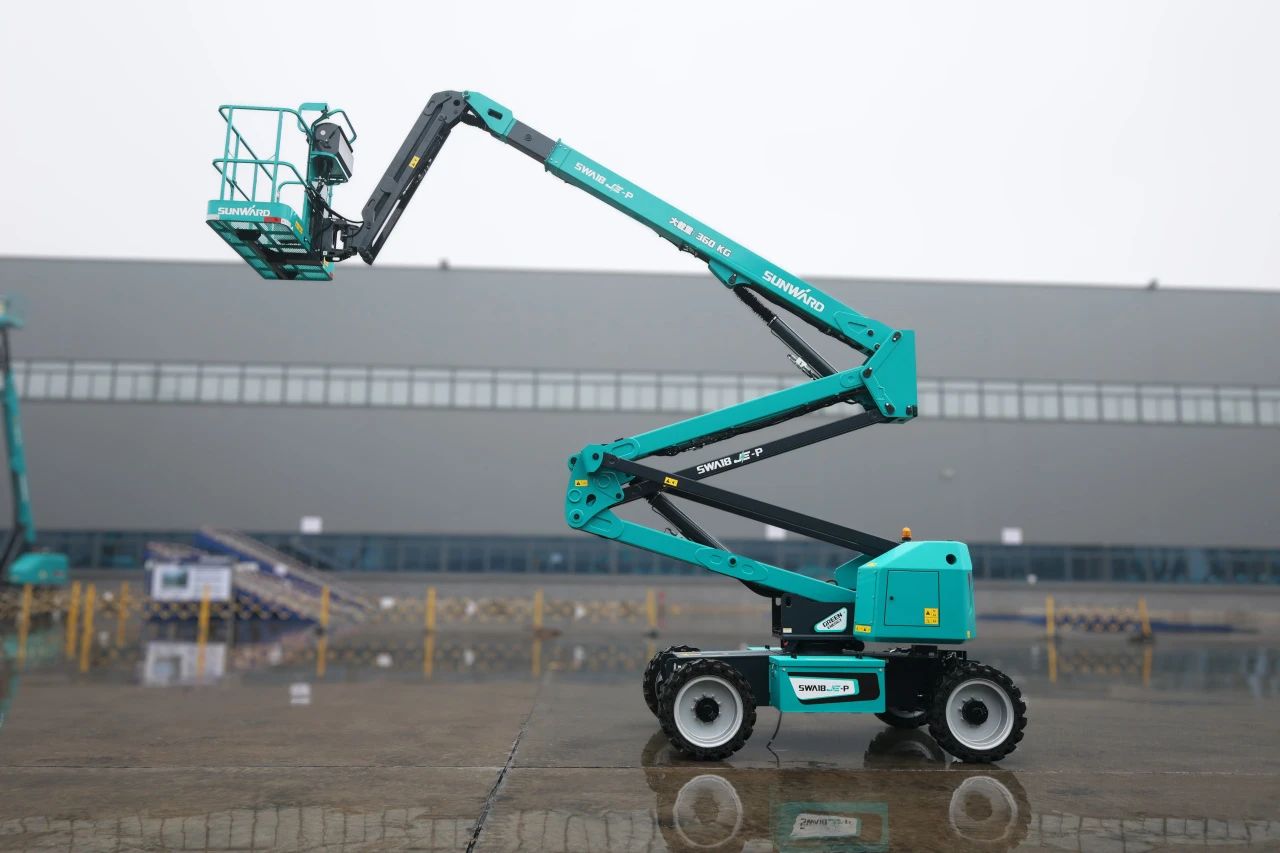 點贊！山河智能創(chuàng)新設(shè)備榮登CMIIC2024明星產(chǎn)品榜單