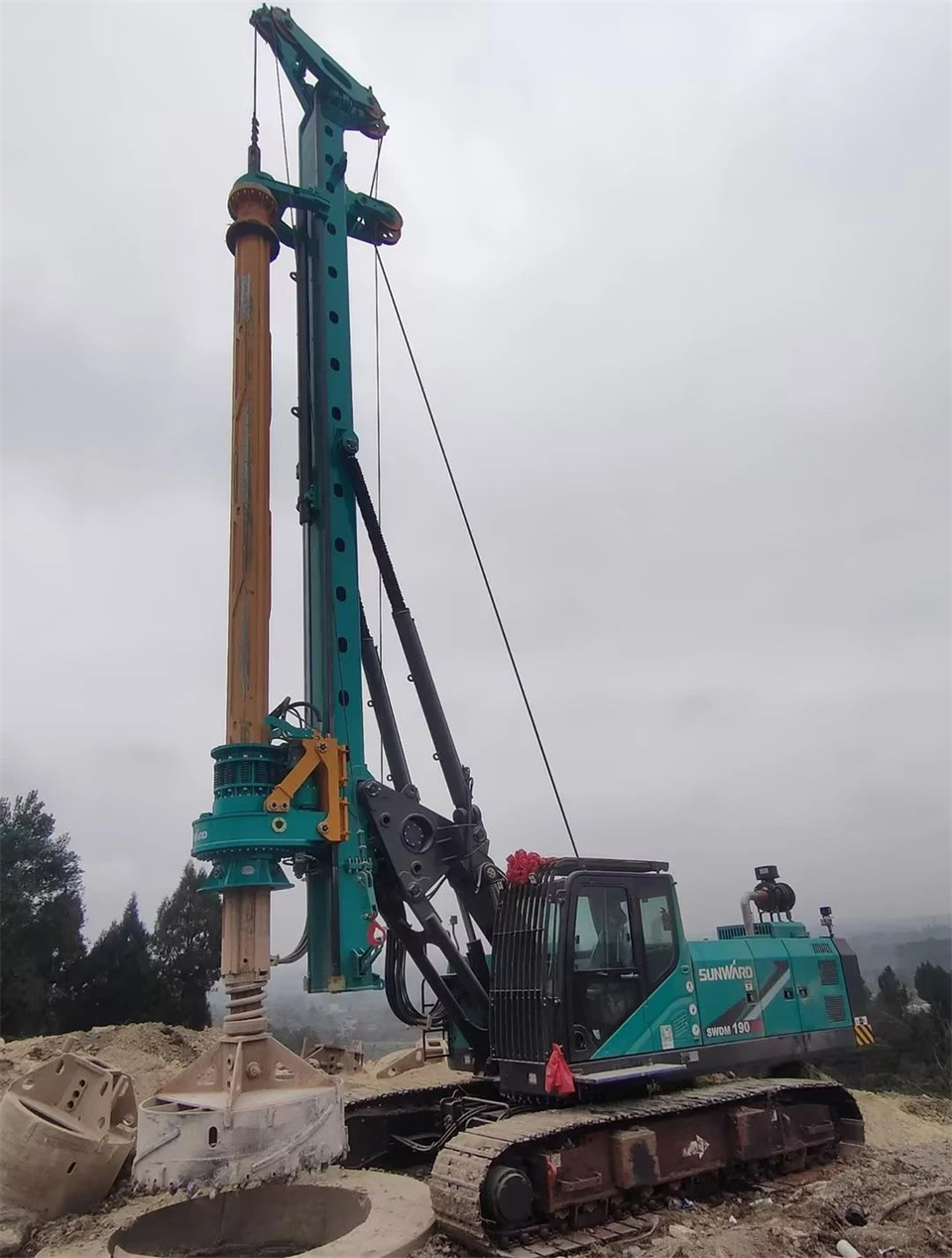 山河智能舉辦電塔樁技術(shù)創(chuàng)新交流會，為電力基礎(chǔ)設(shè)施建設(shè)注入新動力