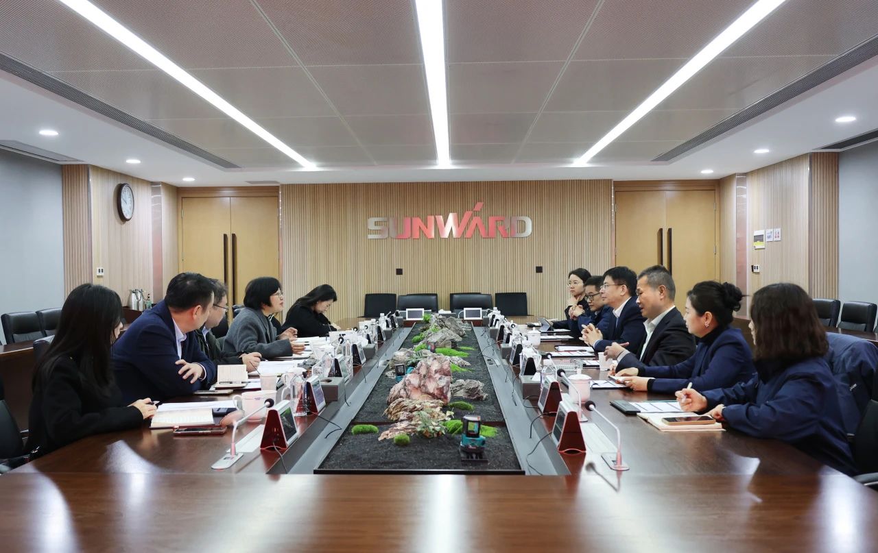 深化合作 共促出?！袊疟：戏止镜皆L山河智能