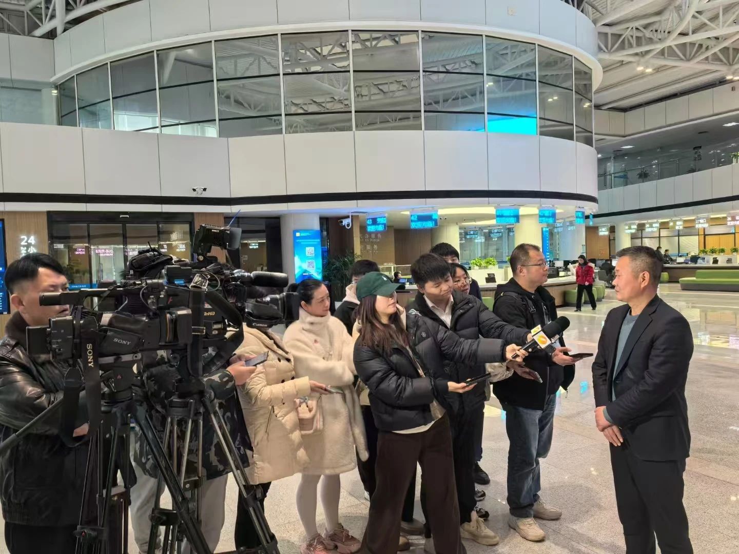 助力長(zhǎng)沙經(jīng)開區(qū)高質(zhì)量發(fā)展，山河智能喜獲四獎(jiǎng)項(xiàng)