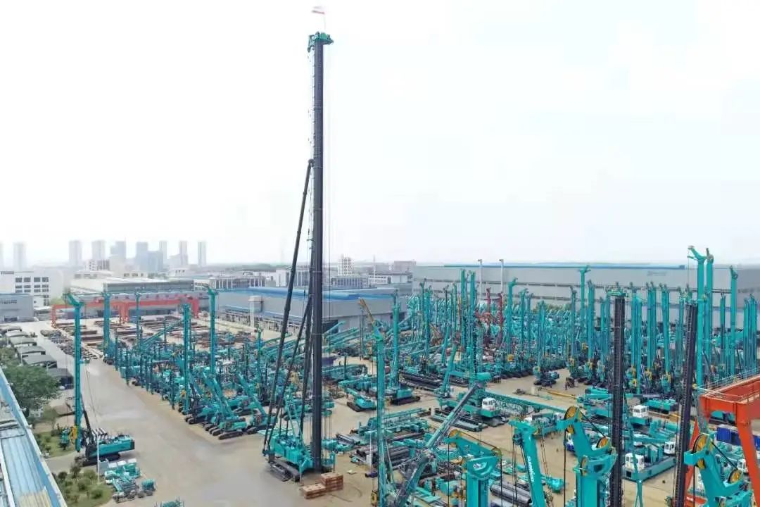 山河智能高端工程裝備智能工廠項(xiàng)目榮獲“2024年度中國智能制造最佳應(yīng)用實(shí)踐案例”