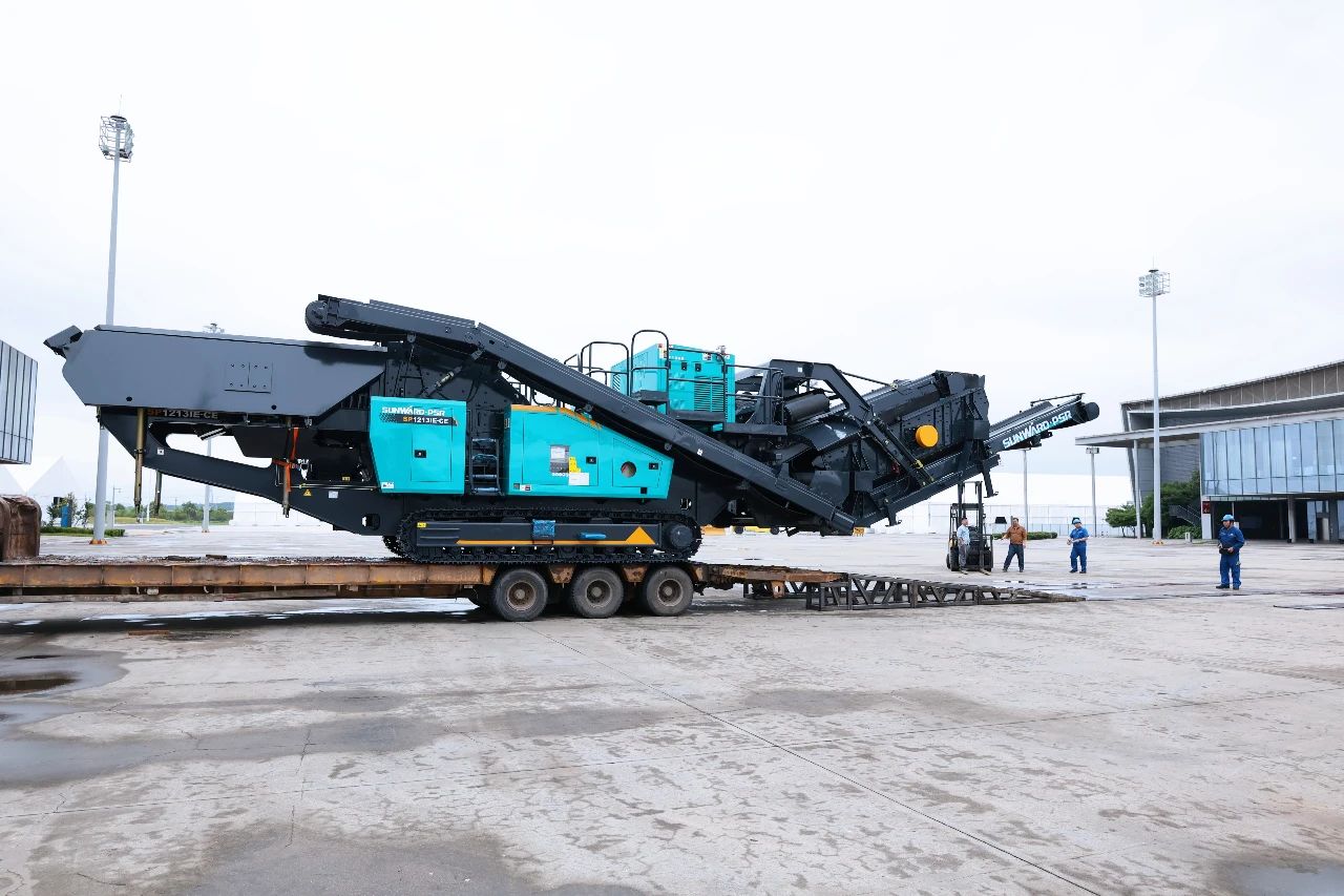 2025 CICEE | 倒計(jì)時(shí)7天！“裝甲先鋒”SP1213IE履帶式反擊破碎站首發(fā)進(jìn)場(chǎng)