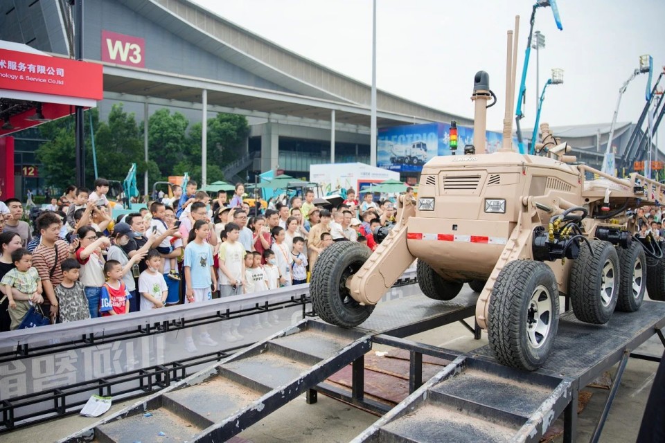 2025 CICEE | 圓滿收官！山河智能展區(qū)亮點(diǎn)精彩回顧