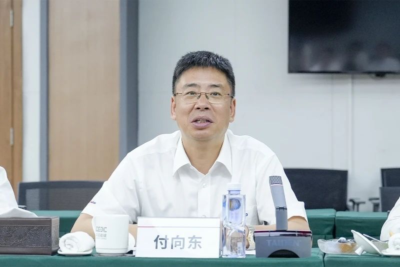 山河智能與易普力公司深化戰(zhàn)略合作，共筑混裝設備技術轉化新標桿