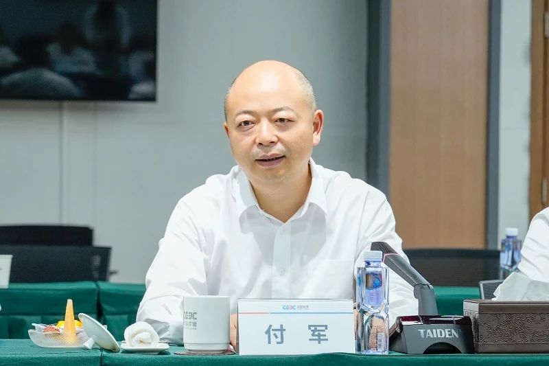 山河智能與易普力公司深化戰(zhàn)略合作，共筑混裝設備技術轉化新標桿