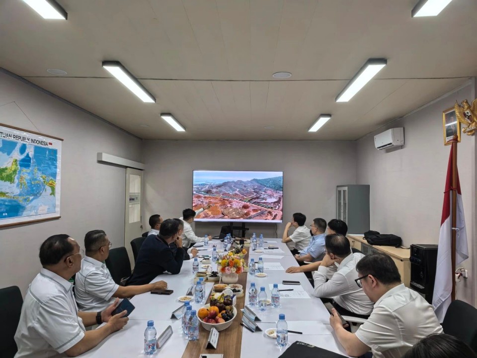 廣州工控集團(tuán)黨委書(shū)記、董事長(zhǎng)景廣軍率隊(duì)考察山河智能印尼子公司