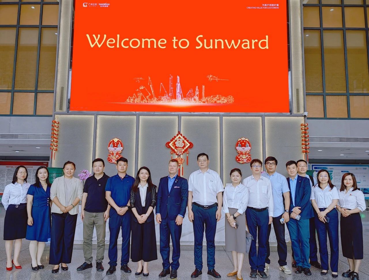 芬蘭駐華大使館商務(wù)參贊到訪山河智能