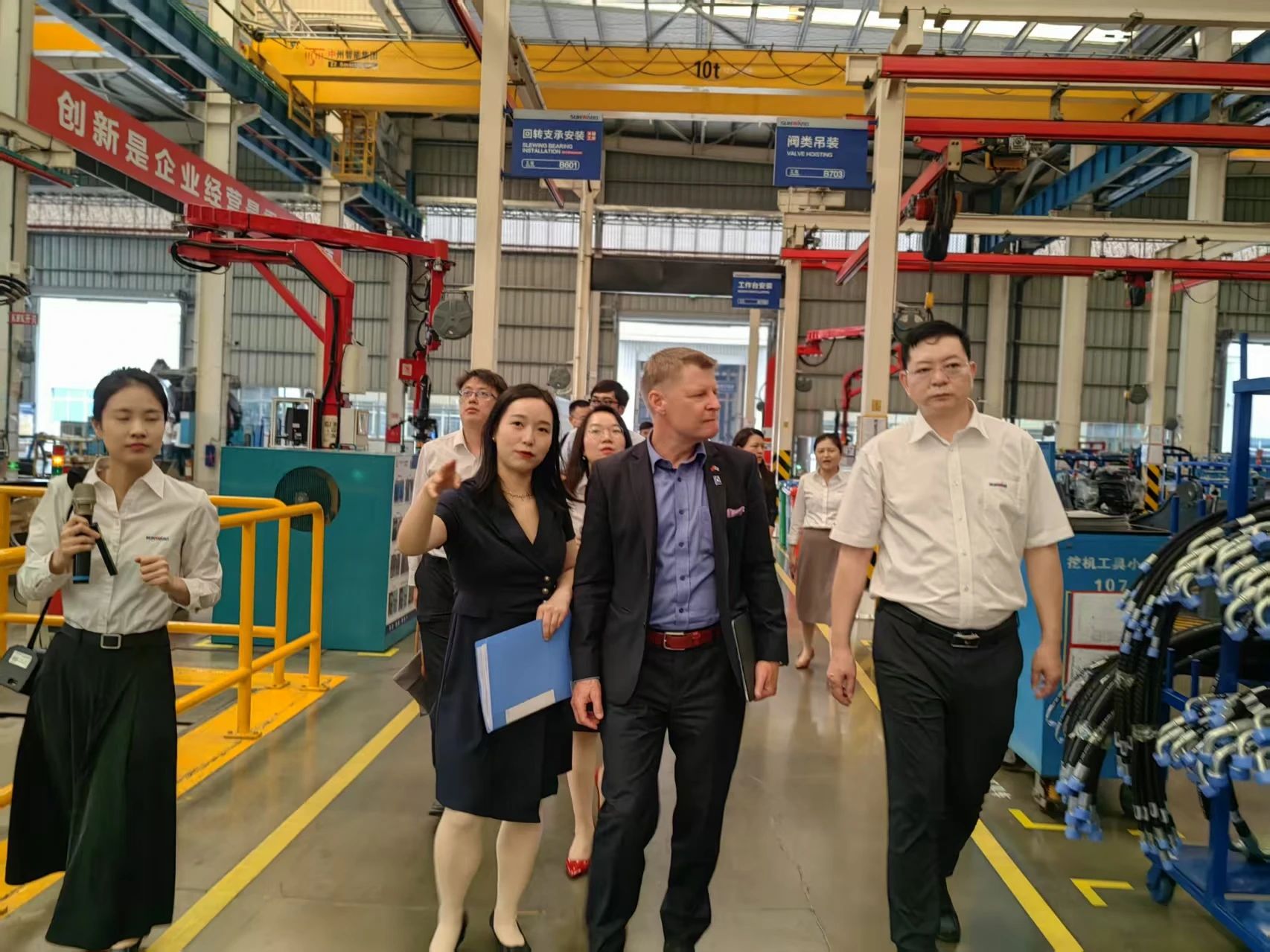 芬蘭駐華大使館商務(wù)參贊到訪山河智能