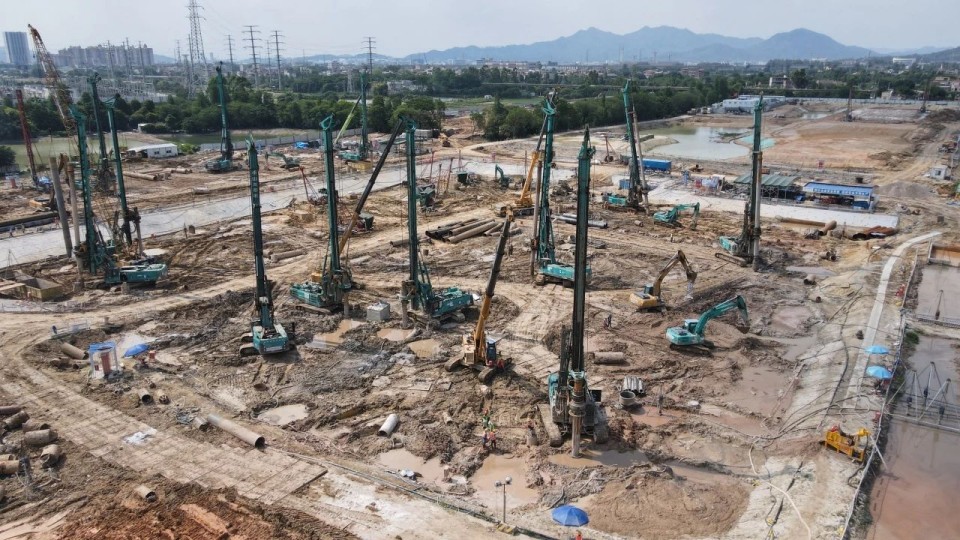 近20臺“山河綠”裝備實力集結，助力廣佛西環(huán)工程建設跑出“加速度”