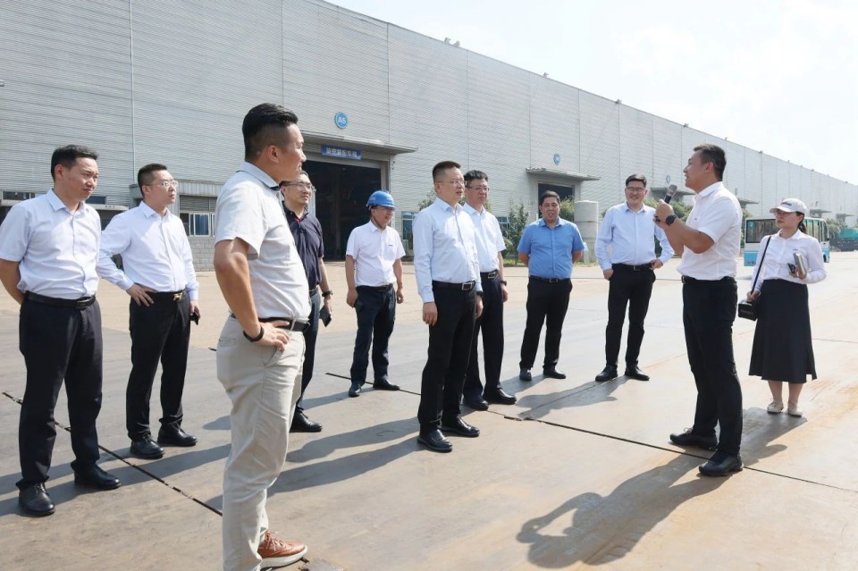 共商合作，建華控股有限公司董事長汪貴華到訪山河智能