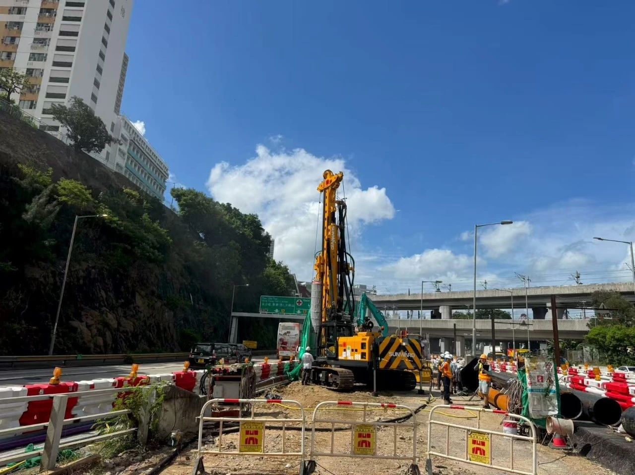 硬核首秀！山河智能SWDTH800大直徑潛孔錘鉆機進擊香港市場